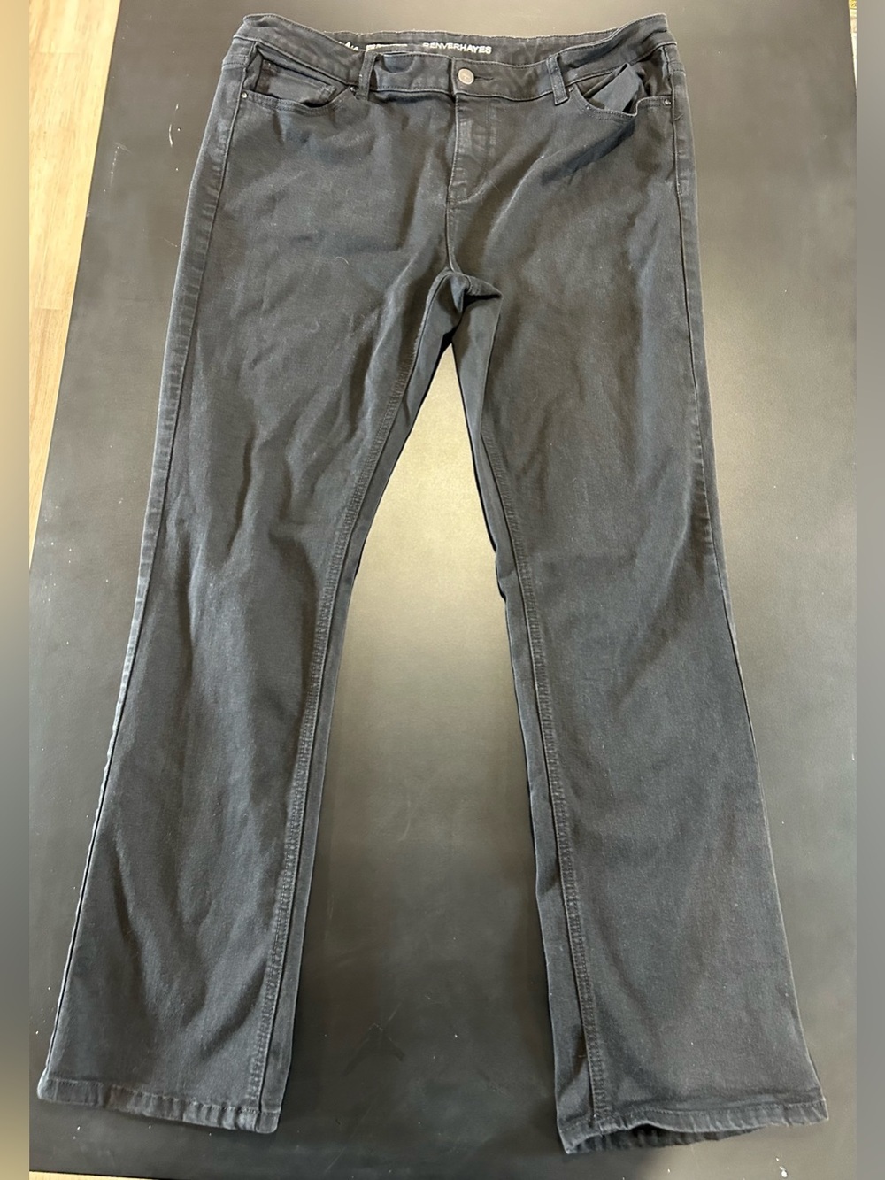 Denver Hayes MIA Women’s Black Mid Rise Slim Straight Jeans